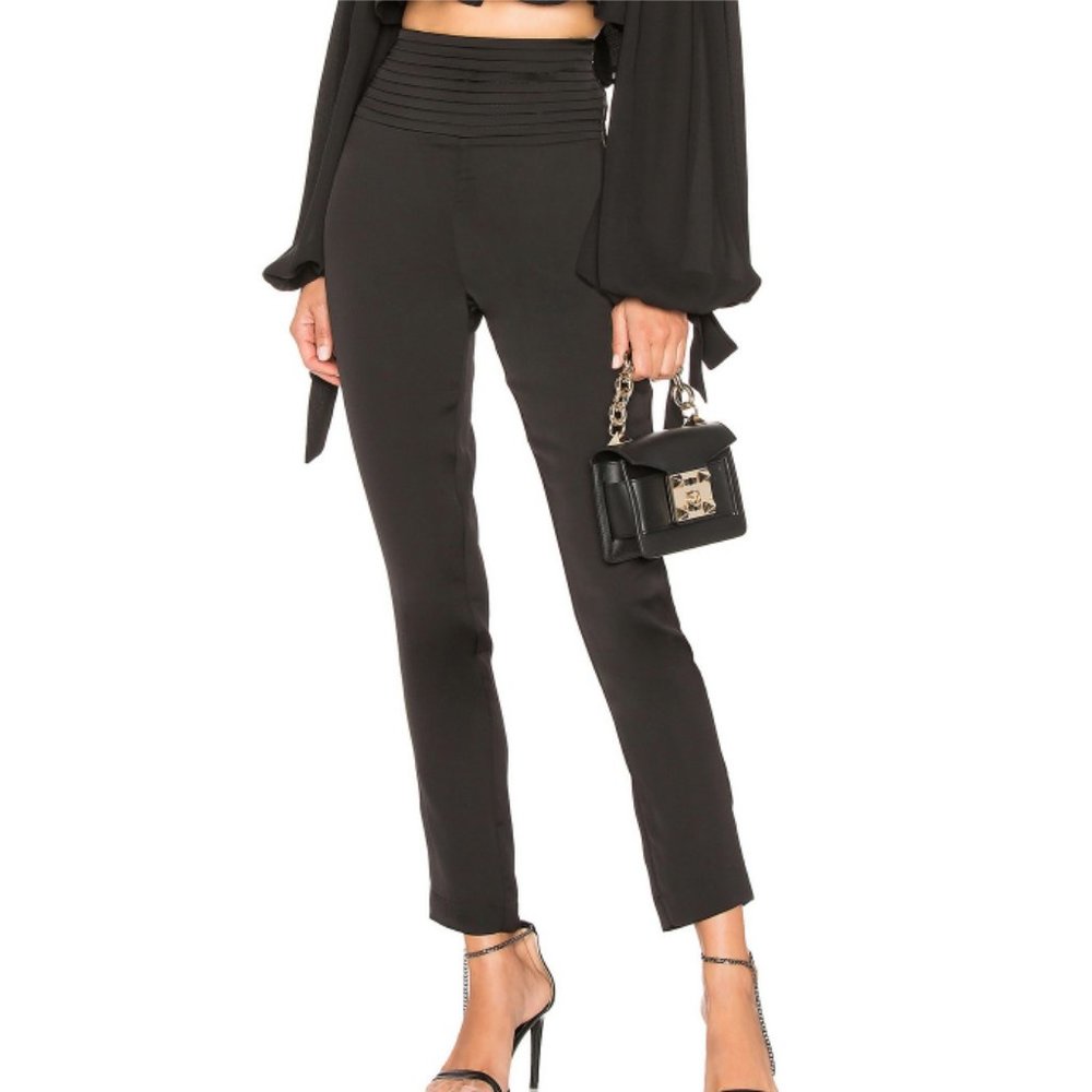Chrissy Teigen Wat Phra Pant